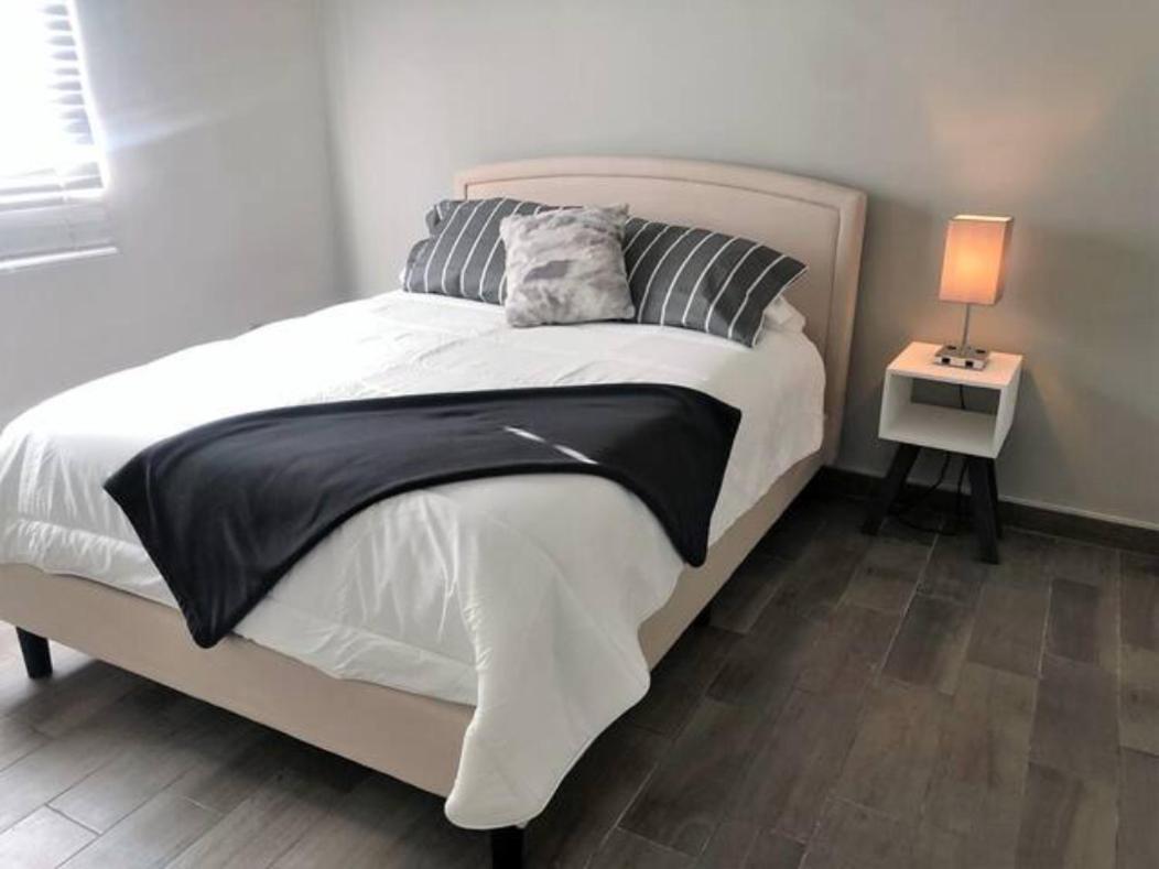 Lovely 1 Bedroom Apartment W/Private Parking Энсенада Экстерьер фото